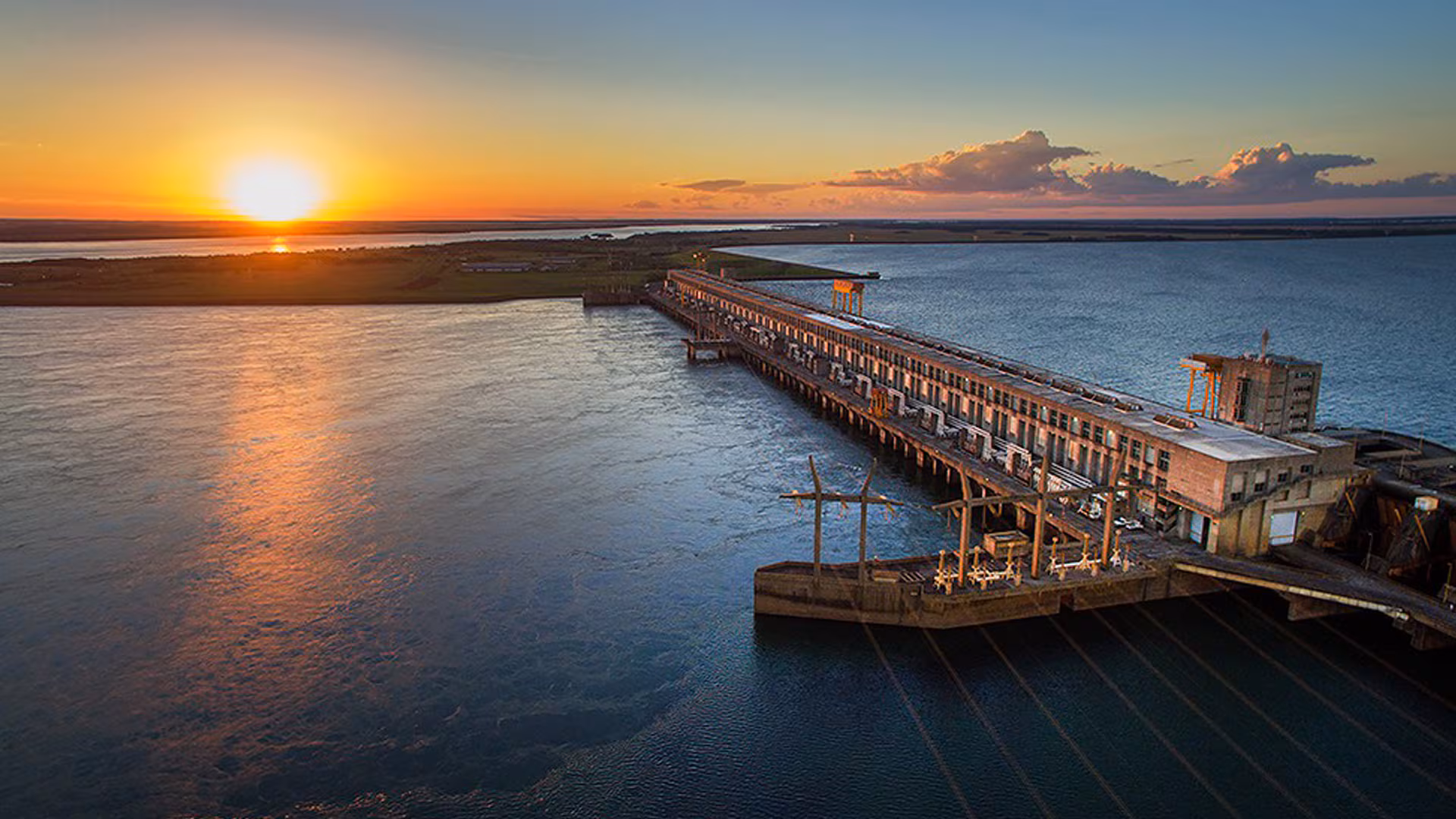 El Gobierno renueva el mando argentino en Yacyret�