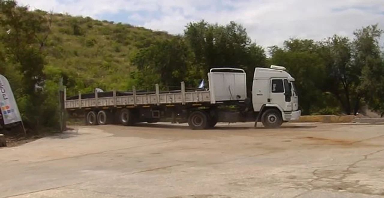 Anuncian la refuncionalizaci�n de un centro de tratamiento de residuos en La Calera