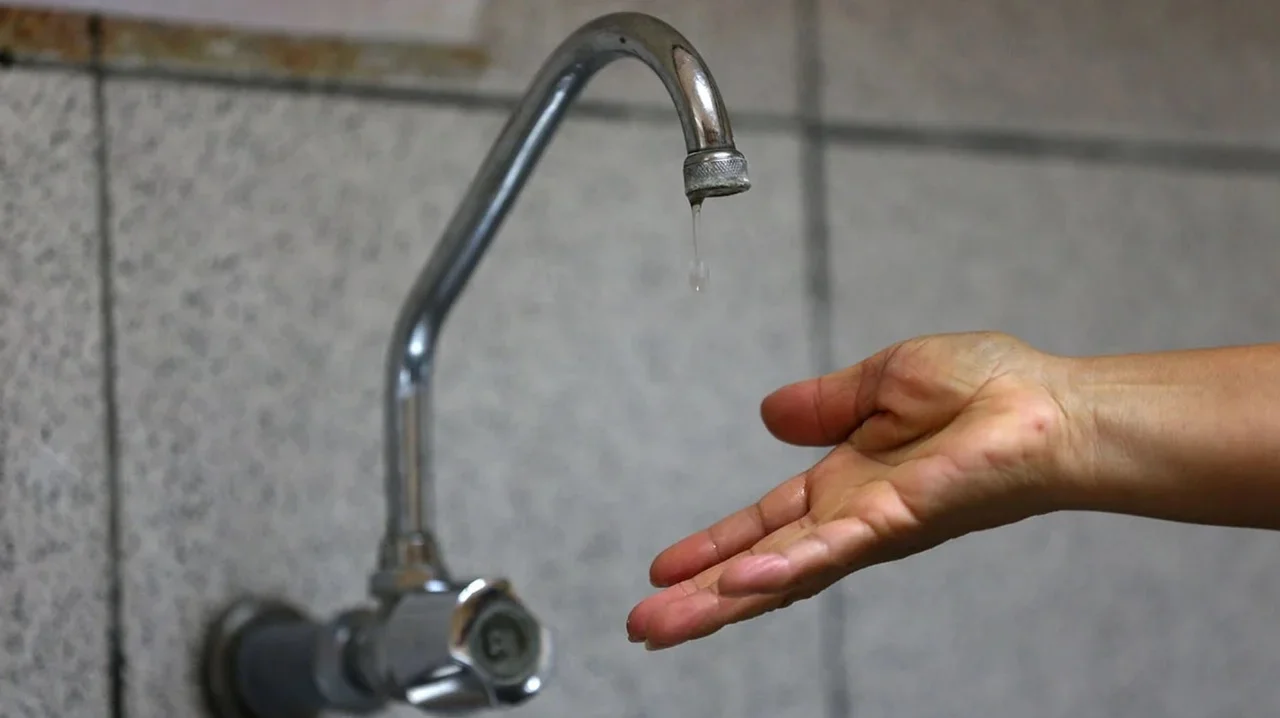 Corte de agua en Comodoro por 12 horas para recuperar reservas