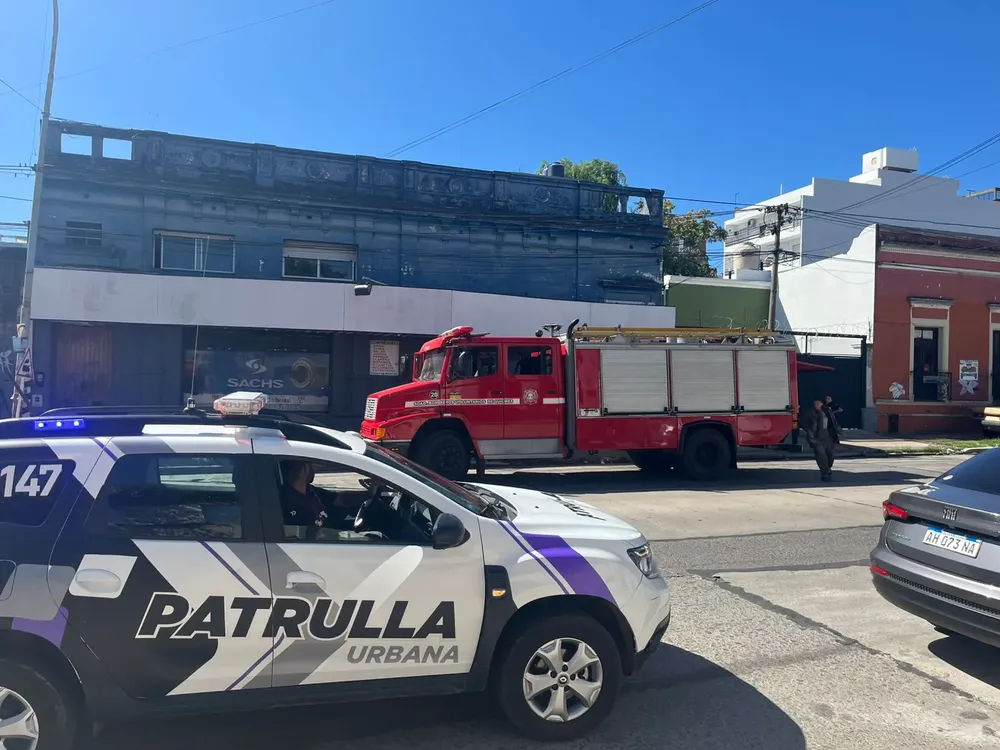 Escape de gas en comercio de Quilmes centro