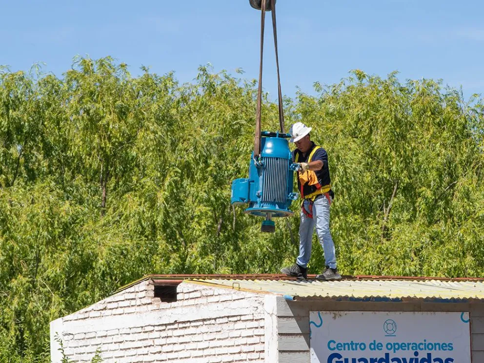 EPAS refuerza el suministro de agua potable en un sector de la ciudad de Neuqu�n