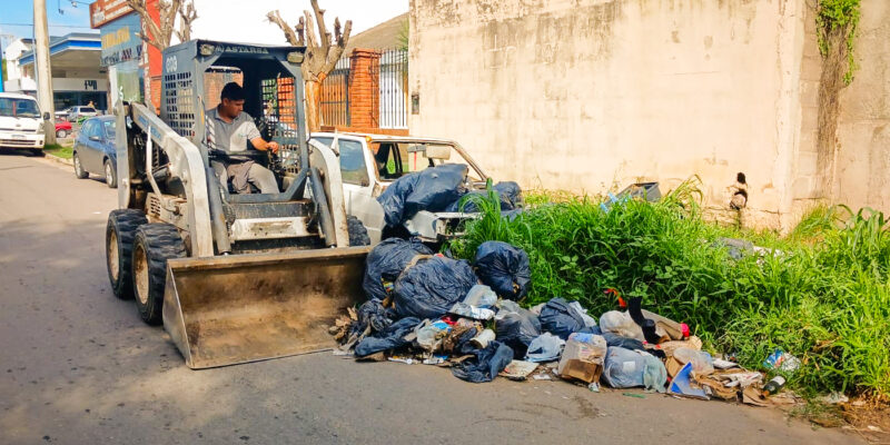 Avanzan las tareas integrales de mantenimiento urbano en distintos sectores de C�rdoba