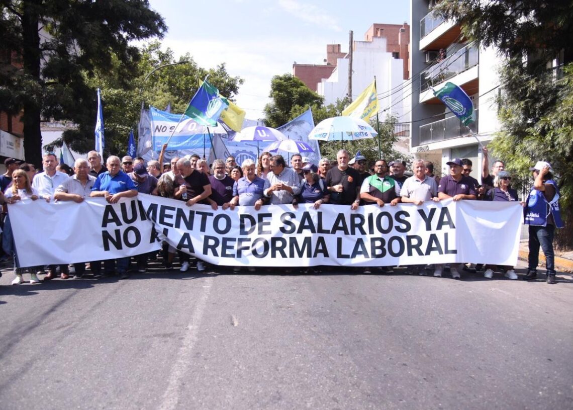 Sindicatos marcharon contra la Reforma Laboral en C�rdoba