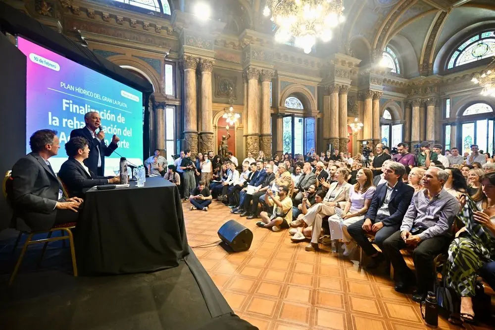Alak y Kicillof anunciaron la finalizaci�n del Acueducto Norte y presentaron nuevas obras para La Plata