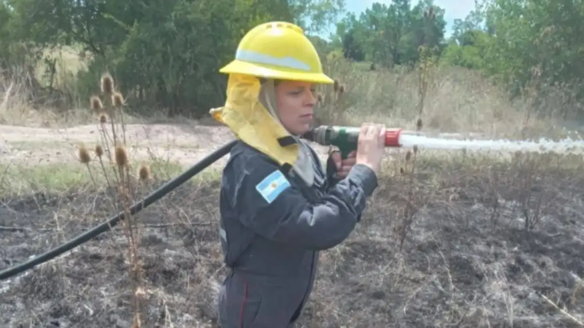 Un incendio de campos y basurales en Arturo Segu� gener� preocupaci�n entre los vecinos
