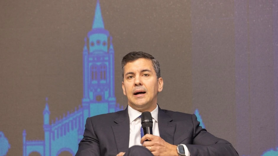 Pe�a reduce la compra de energ�a a Yacyret� y apuesta todo a Itaip� para seducir a los data centers