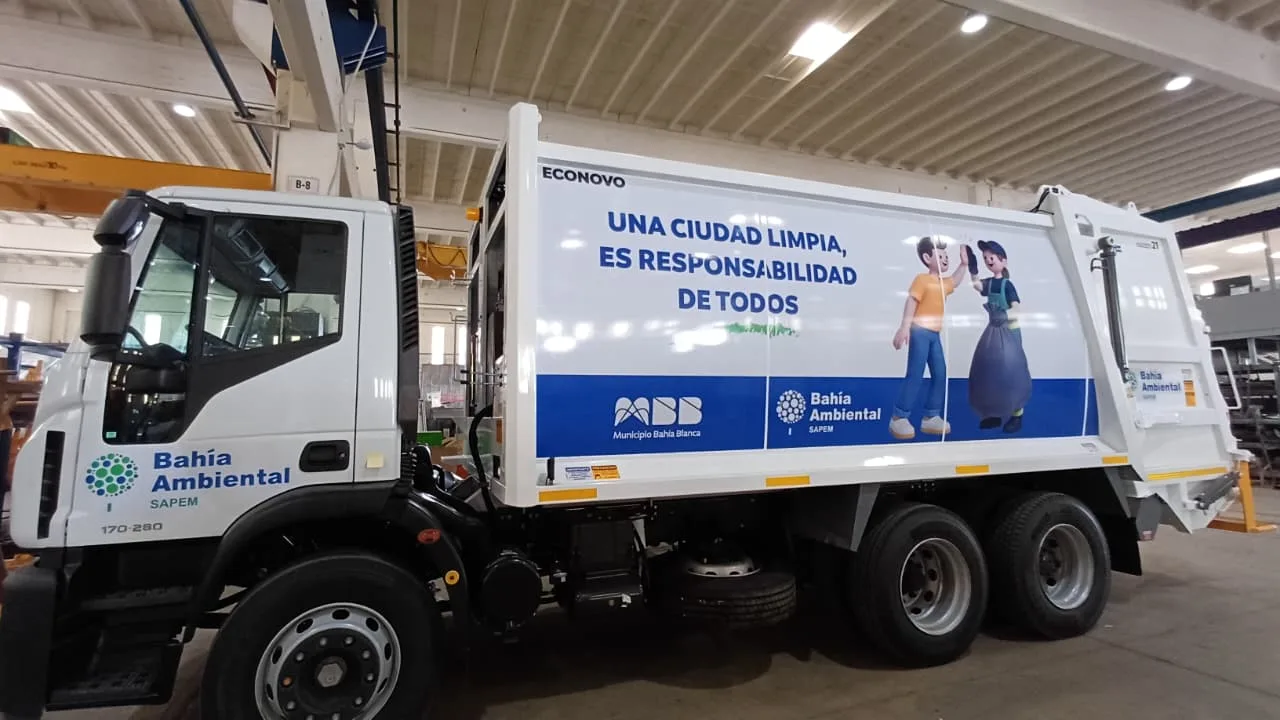 El viernes comenzar�n a operar los 8 nuevos camiones recolectores de Sapem Ambiental