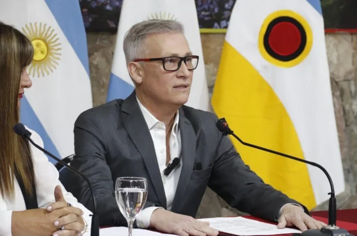 Avil�s culp� al �kirchnerismo local y regional� y volvi� a defender la gesti�n del agua tras el colapso de la planta de Cuesta Blanca: �tsunami pol�tico�