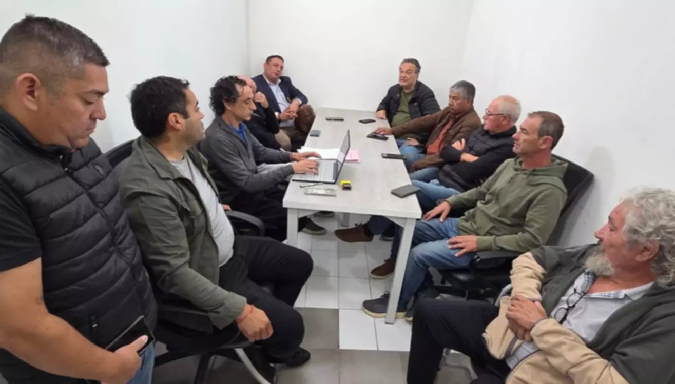 No hubo acuerdo entre Fechcoop y Luz y Fuerza y el gremio ratific� la medida de fuerza