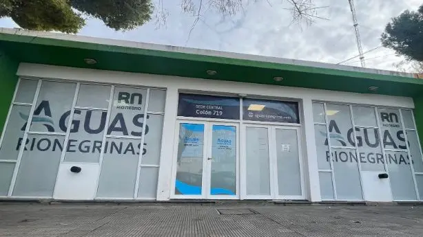 Fuerte inversi�n de Aguas Rionegrinas en mantenimiento urbano