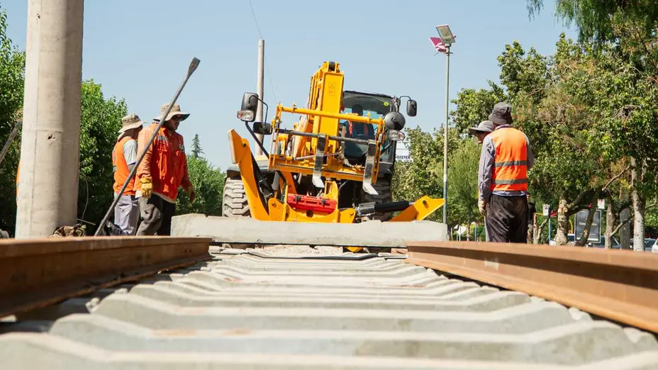 Avanzan obras para que el tren llegue hasta uno de los grandes aeropuertos argentinos