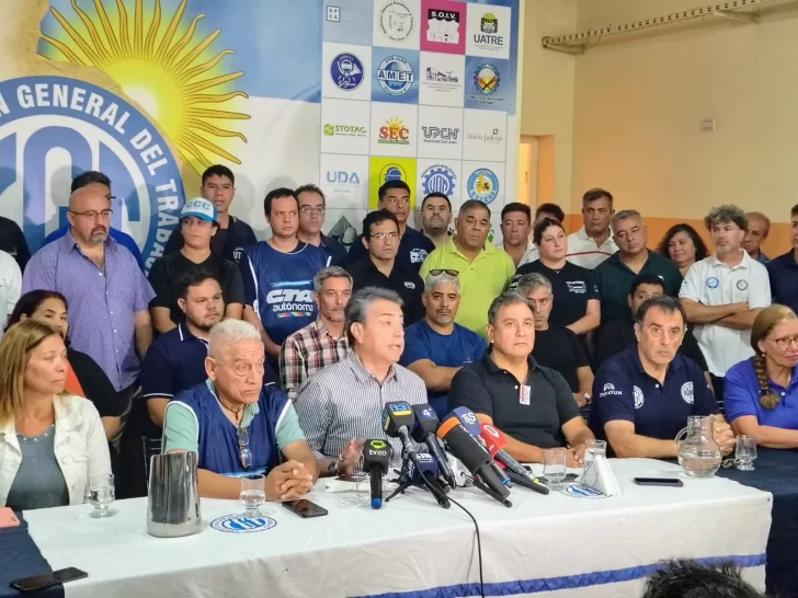 El l�der de la CGT sanjuanina calific� el paro general como �hist�rico� e inform� un 70 por ciento de acatamiento en la provincia