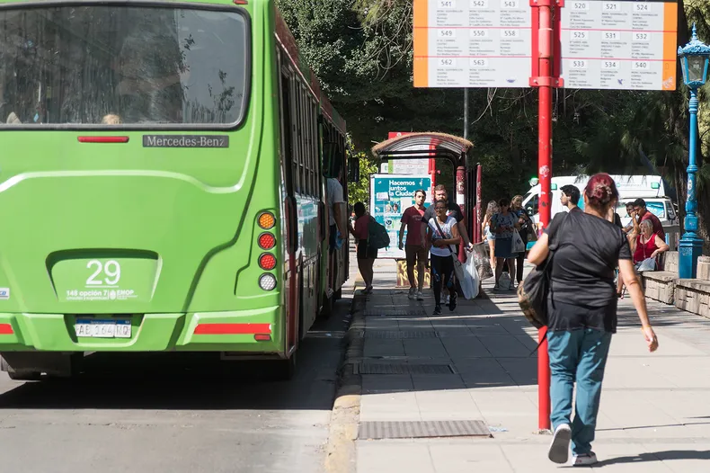 Descuento del 55 por ciento en transporte p�blico: c�mo acceder al beneficio y a qui�nes est� dirigido