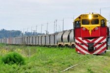 El Gobierno llevar� la privatizaci�n del Belgrano Cargas a EEUU en busca de financiamiento