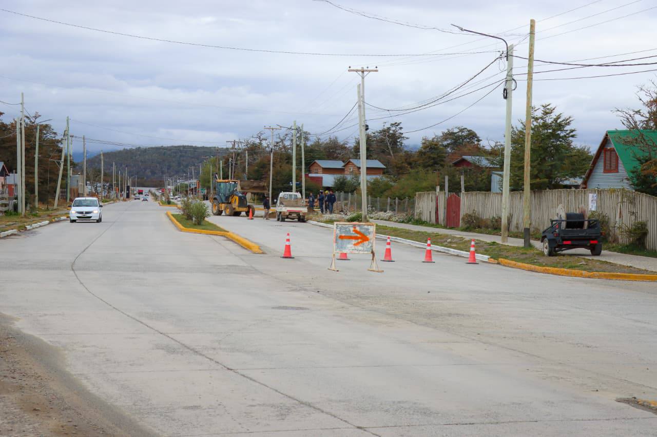 Tolhuin: el Municipio y la DPOSS avanzan en la conexi�n de agua para el barrio Laderas del Kamuk