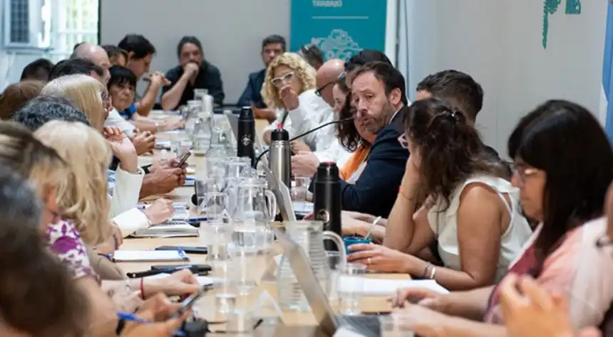 Provincia y gremios cerraron aumento salarial del 7,5 por ciento