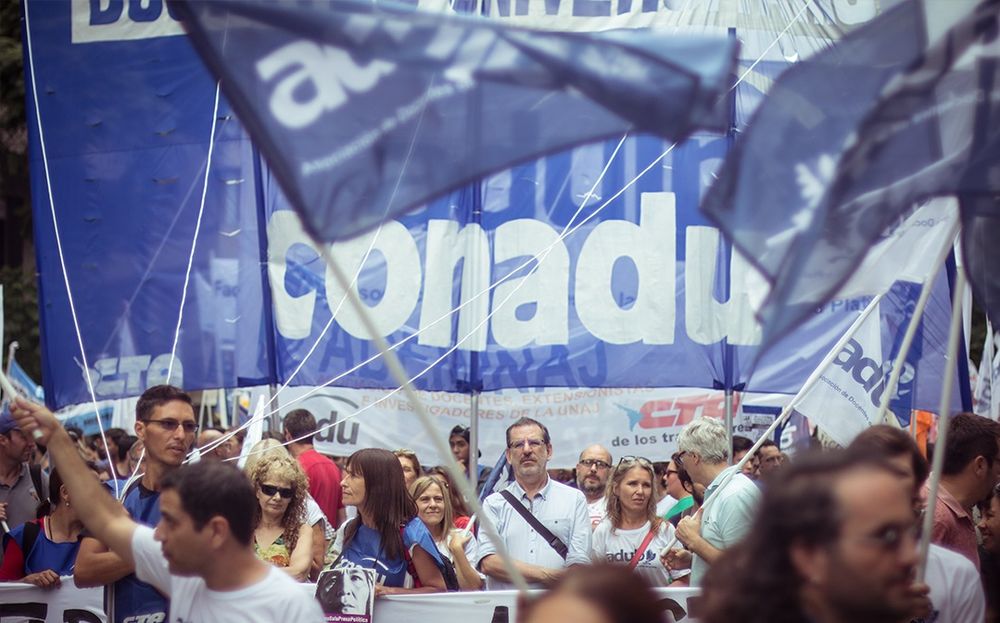 Docentes universitarios convocaron a una medida de fuerza �por tiempo indeterminado�