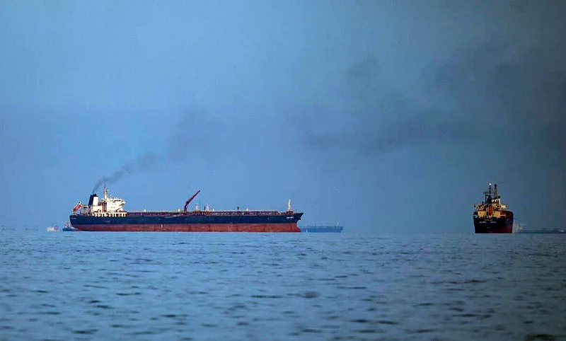 Alerta ambiental en Medio Oriente: petroleros atrapados en el estrecho de Ormuz podr�an provocar un desastre ecol�gico