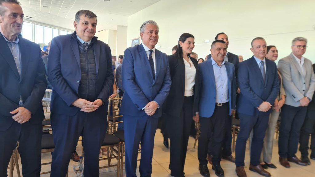 la ampliaci�n del parque solar de 30 megas ya fue adjudicada � Cutral Co al Instante