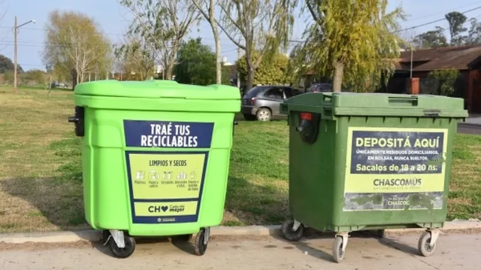 Desde la UCR piden por tareas de limpieza de los contenedores de residuos
