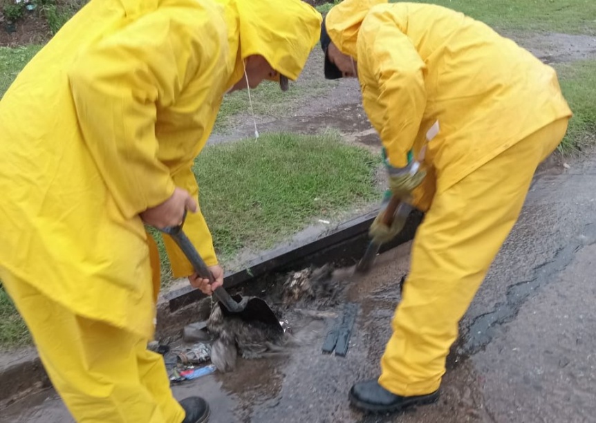 Lluvias: Reforzaron tareas para evitar anegamientos en el distrito