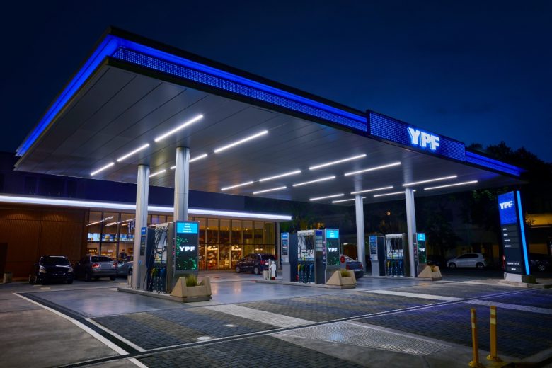 Energ�a ratific� que no regula los precios de los combustibles. Aumentos en pausa