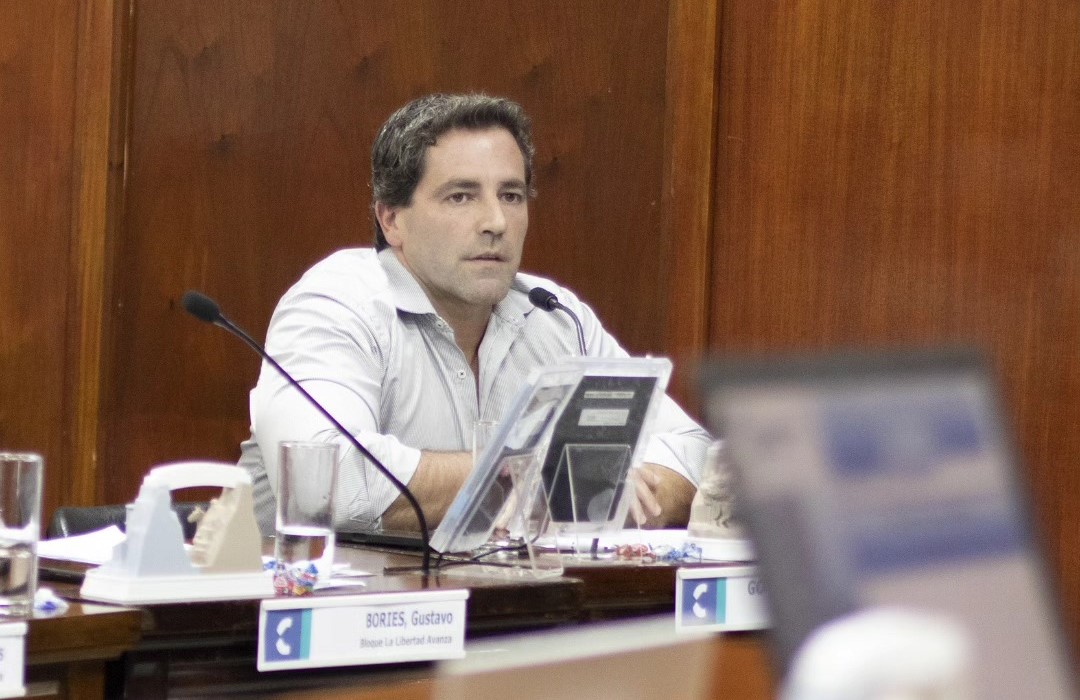 Malestar de G�mez Lasso tras la desaprobaci�n del proyecto de un parque solar local
