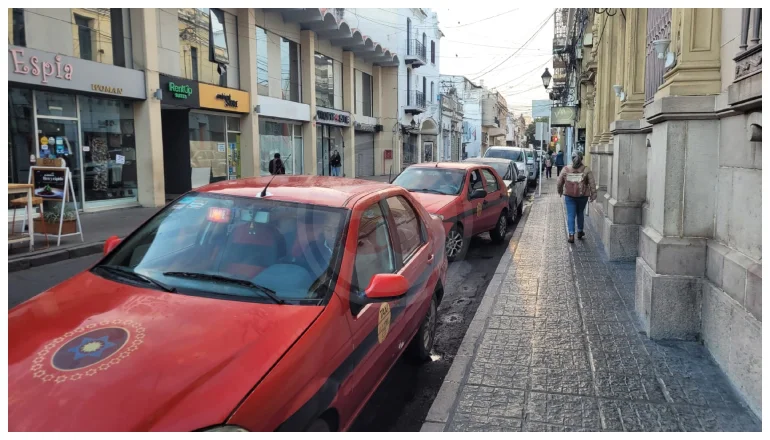D�a del Taxista: menos viajes, apps y crisis golpean al sector en Salta