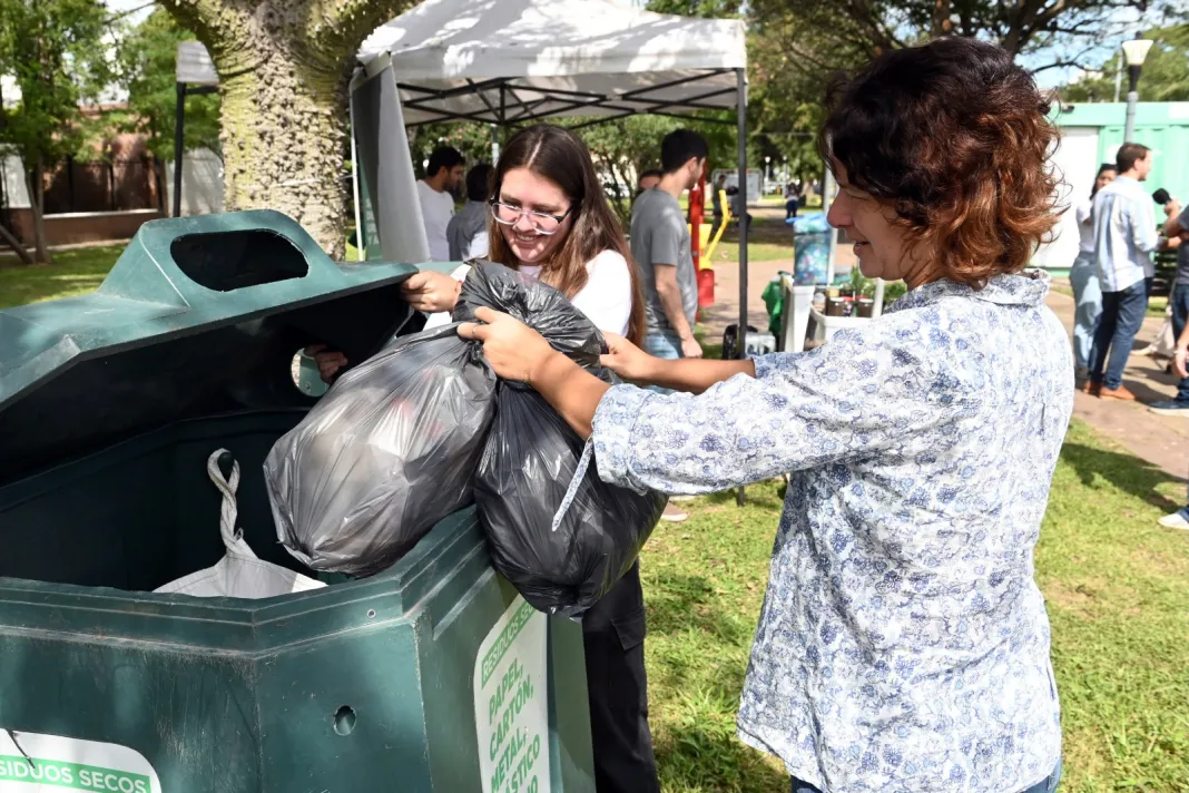 D�a Mundial del Reciclaje: este domingo se podr�n canjear residuos secos por premios en seis puntos de la ciudad