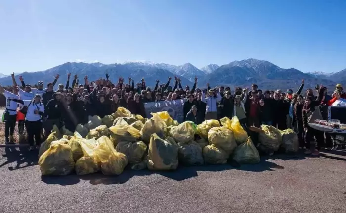 Concientizaci�n ambiental en Potrerillos: retiraron 240 kilos de residuos del perilago del dique