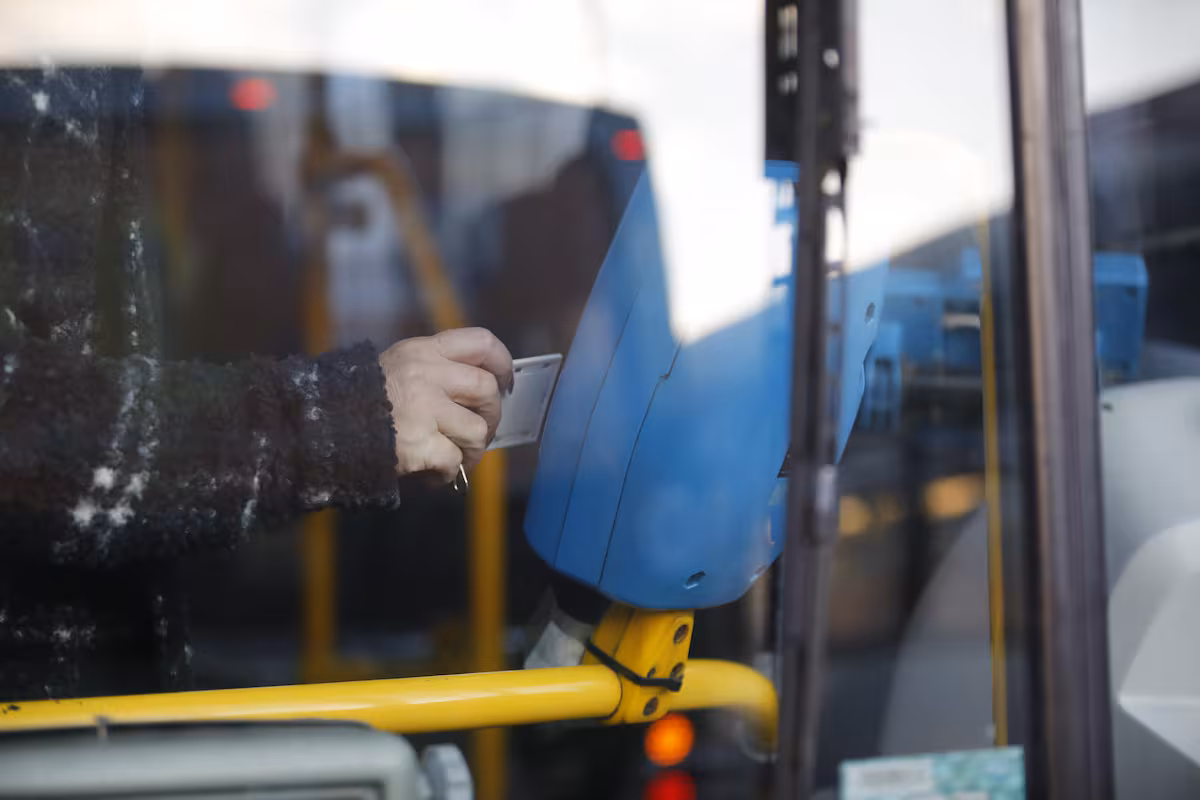Tarifas, colectivos y combustibles: todos los aumentos que llegan en junio