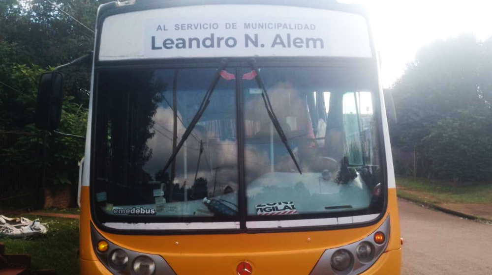 Alem municipaliz� de emergencia parte del transporte urbano tras la salida de una empresa