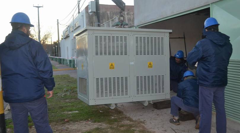 Lleg el Transformador que abastecer de energa al sector de Hemodinamia