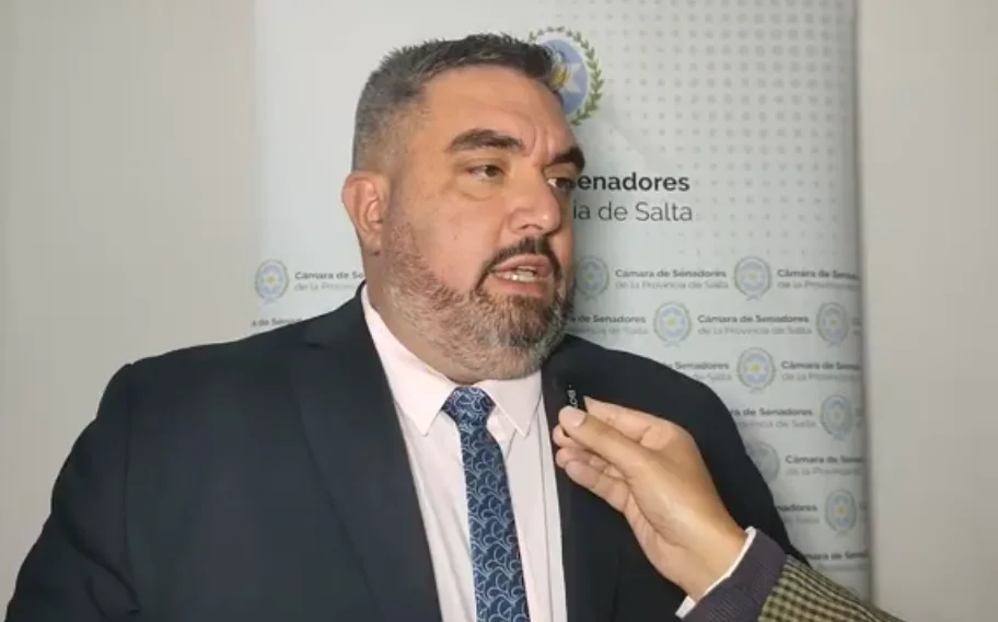 Senadores analizan prohibir cortes de luz y agua a familias vulnerables durante el invierno