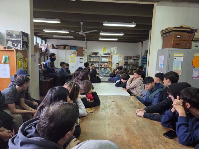 La Cooperativa tambi�n va a la escuela