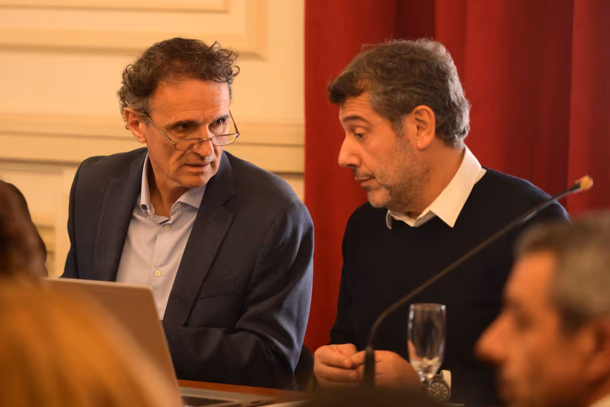Contaminaci�n �aberrante�: Kicillof present� su plan de saneamiento del R�o de la Plata y culp� a Milei por el retraso en las obras