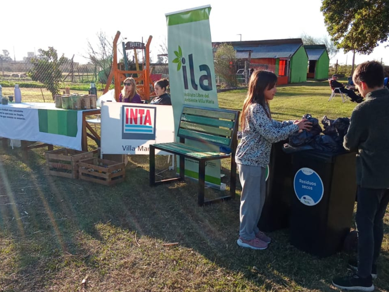 Residuos reciclables por plantines: el municipio realiz una nueva jornada de Eco Canje