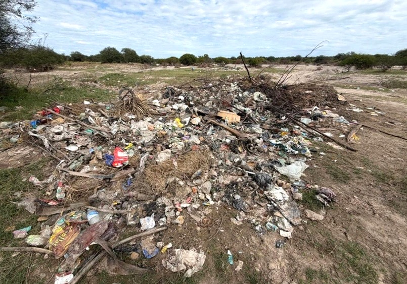 San Ram�n-La D�rsena: quejas al Municipio de La Banda por arrojo de residuos