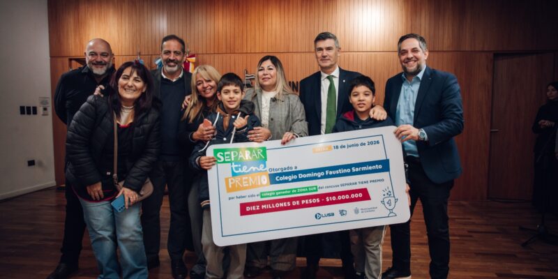 �Separar tiene premio�: 41 escuelas de la ciudad recuperaron m�s de 3.400 contenedores de residuos reciclables
