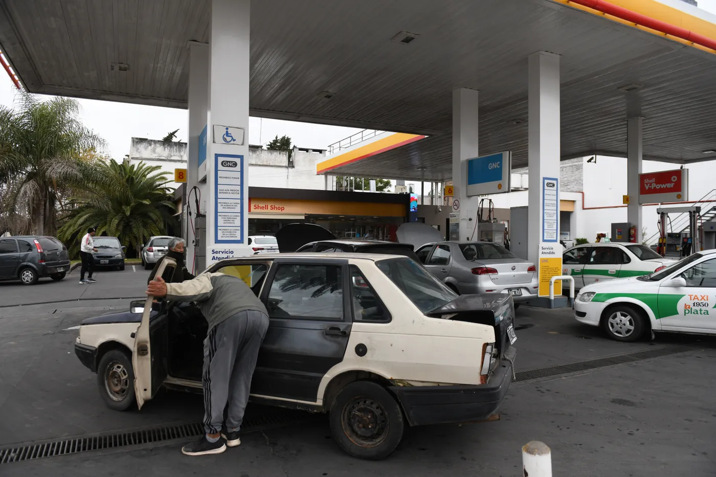 La falta de GNC se agrava en La Plata y ahora alcanza tambi�n a estaciones con contratos firmes