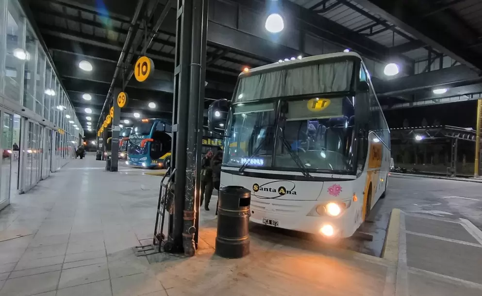 Desde este martes aumentan las tarifas para el transporte de media distancia en Jujuy: conoc los nuevos precios
