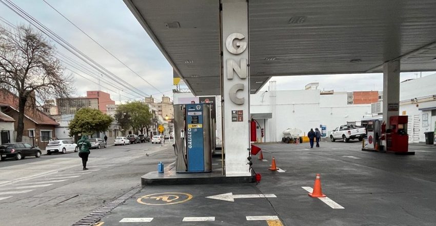 Restringen el expendio de GNC con transporte firme en algunas localidades y crece la preocupacin entre los estacioneros