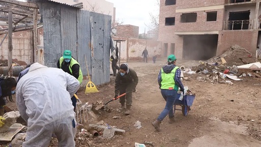 Fin de la limpieza del edificio tomado en Neuqu�n: retiraron m�s de 130 metros c�bicos de basura y hallaron objetos robados