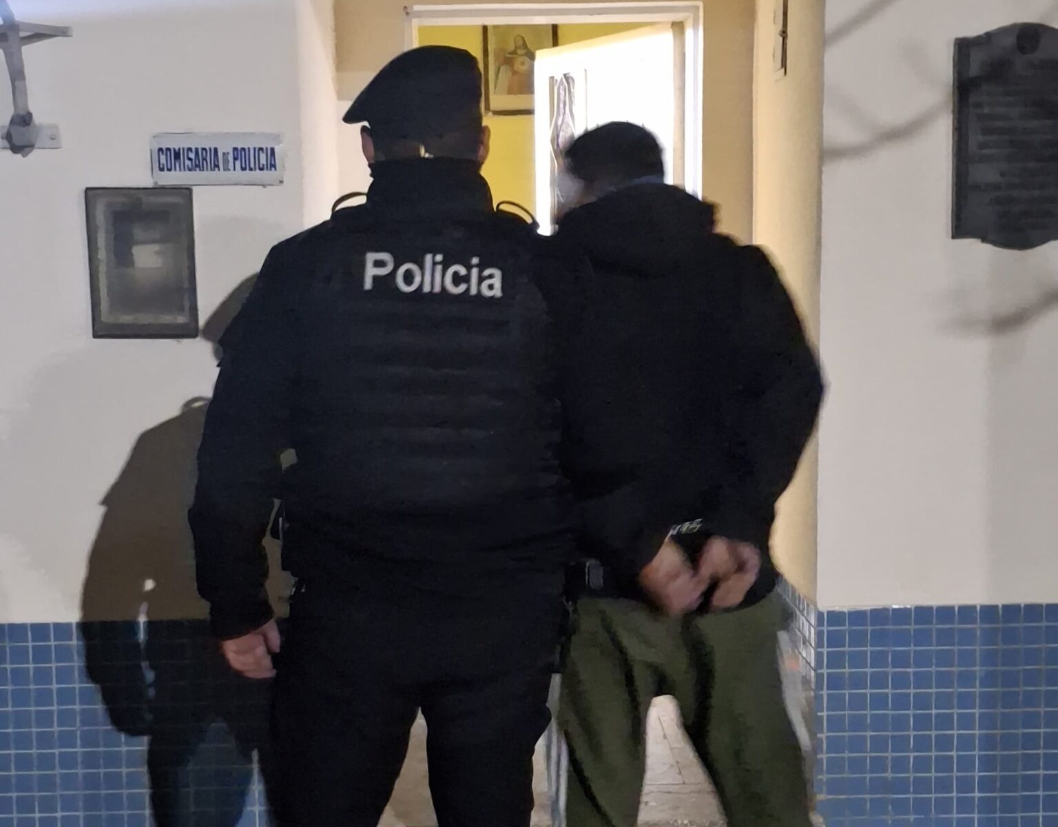 Un hombre provoc� da�os en el interior de un colectivo que circulaba por ruta 33