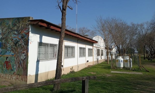 Qu� dijeron los gremios docentes sobre la situaci�n del agua en la Escuela Primaria N� 4