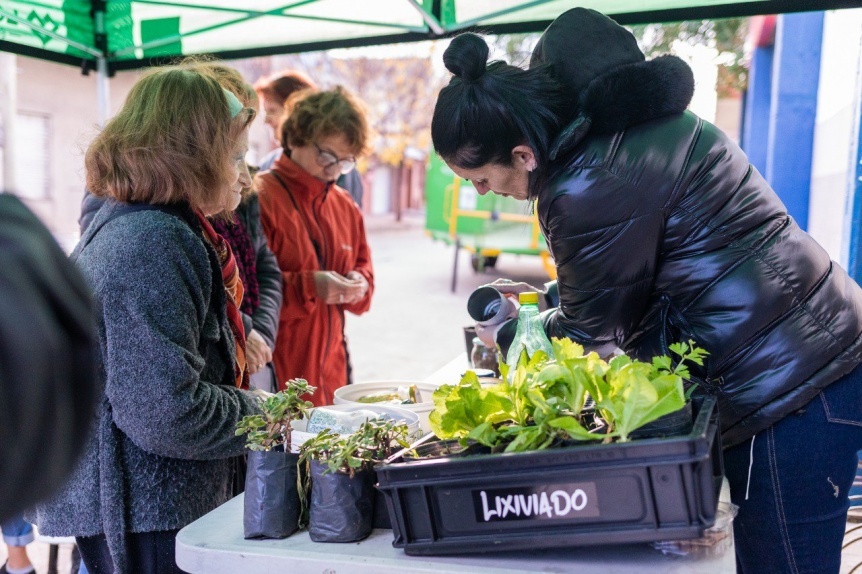 Lan�s: Habr� feria de productores, emprendedores y operativos de reciclaje durante la semana