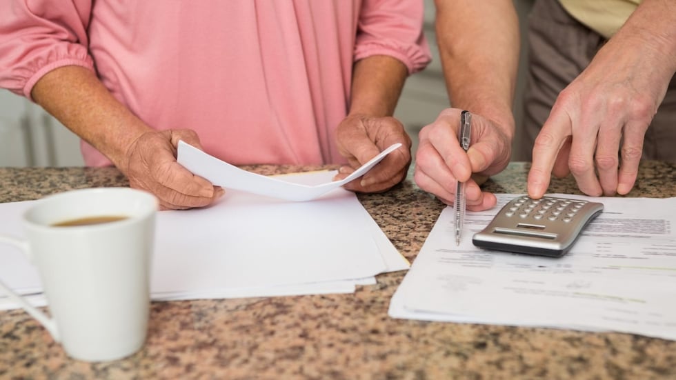 En Crdoba. Una familia cordobesa destina entre el 13 por ciento y el 20 por ciento de un salario medio al pago de servicios pblicos
