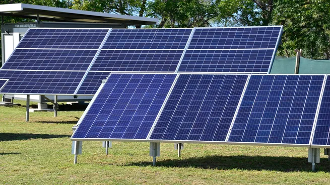 Inauguran en La Plata un Centro de Energas Renovables