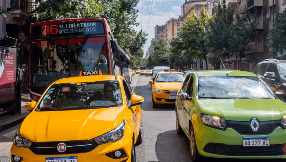 Municipalidad de C�rdoba: habr� cambios en taxis y remis
