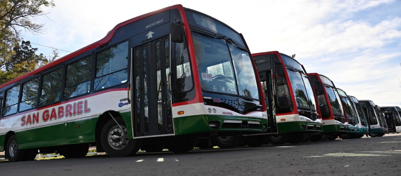 Aprueban la pr�rroga de las concesiones del transporte p�blico por seis meses